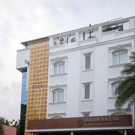 Brownstar Boutique Hotel チェンナイ エクステリア 写真