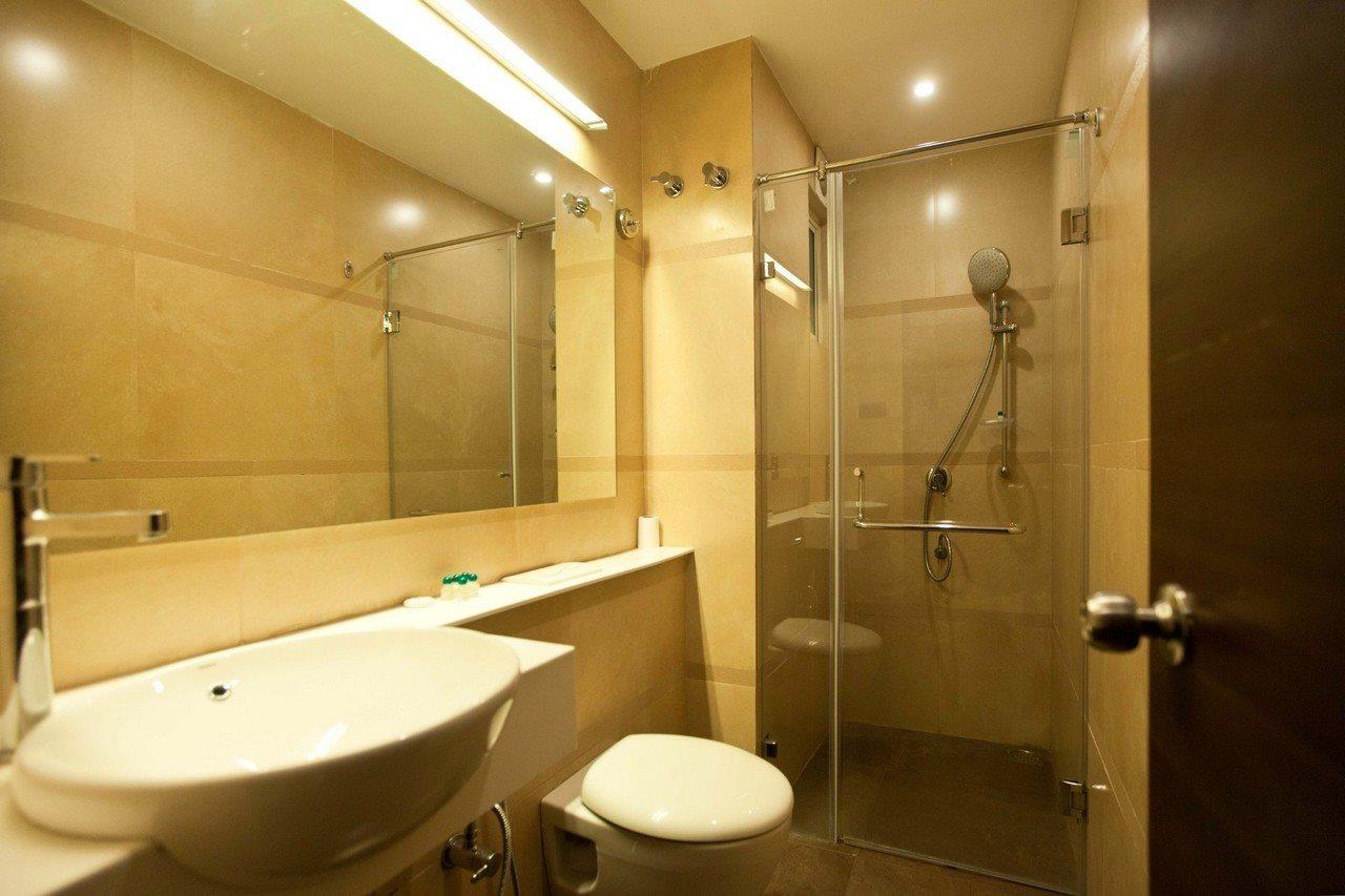 Brownstar Boutique Hotel チェンナイ エクステリア 写真